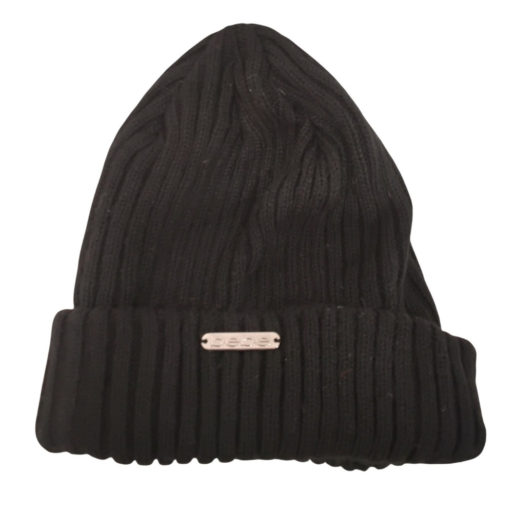 Bebe Womens Black Ribbed Knit Beanie Hat Silver Logo Plate BBH2P3046